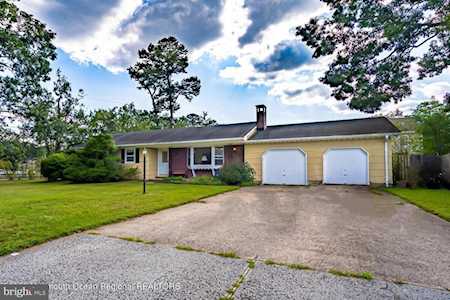 1066 California Ct Toms River, NJ 08753
