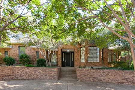 5612 Plumtree Drive Dallas, TX 75252