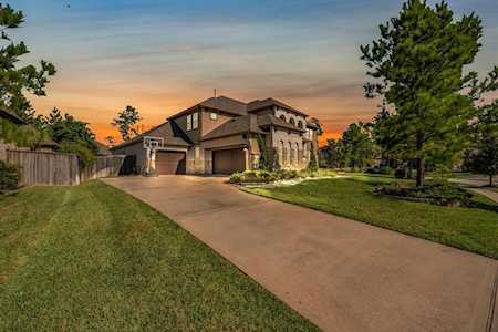 311 Mill Creek Rd Pinehurst, TX 77362