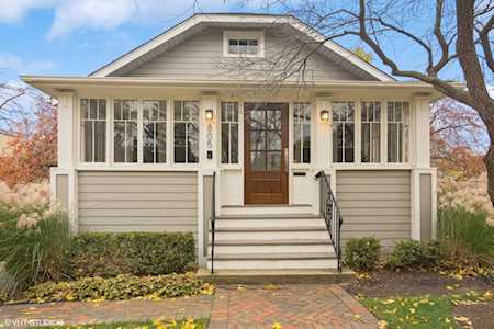 805 N Dunton Ave Arlington Heights, IL 60004