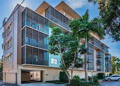 750 Burlington Ave N #4L St. Petersburg, FL 33701