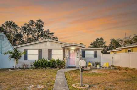 6039 Main St New Port Richey, FL 34653