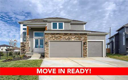 9123 Greeley St Lenexa, KS 66227