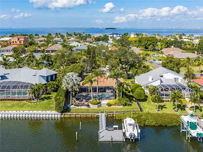 6513 Seabird WAY Apollo Beach, FL 33572