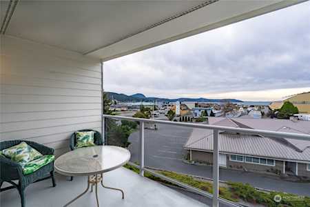 1800 Skyline Way #303 Anacortes, WA 98221
