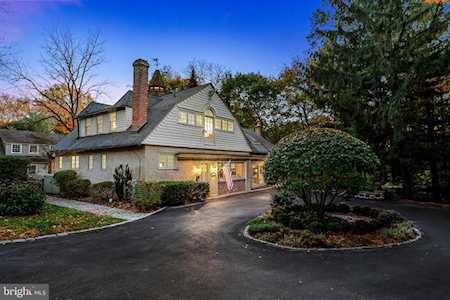 205 Saint Davids Ct Wayne, PA 19087