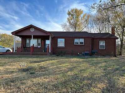 2734 Mccampbell Ave Nashville, TN 37214