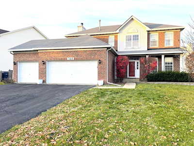 748 Knoch Knolls Rd Naperville, IL 60565
