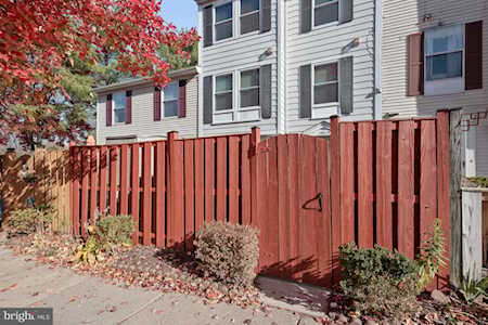 19829 Larentia Dr Germantown, MD 20874