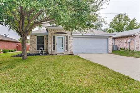 2111 Camelot Drive Lewisville, TX 75067