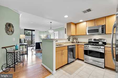 2220 Fairfax Dr #412 Arlington, VA 22201
