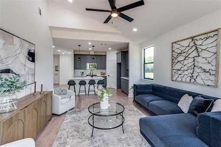 1419 Doyle Avenue Dallas, TX 75203