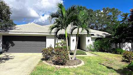 1757 Painted Bunting CIRCLE Palm Harbor, FL 34683