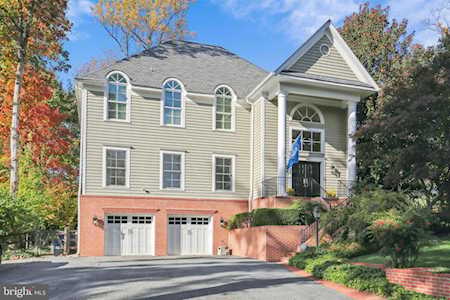 4821 Great Oak Rd Rockville, MD 20853