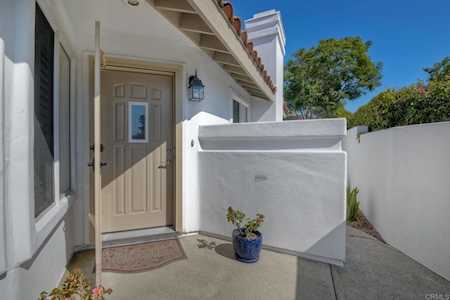 4698 Barcelona Way Oceanside, CA 92056