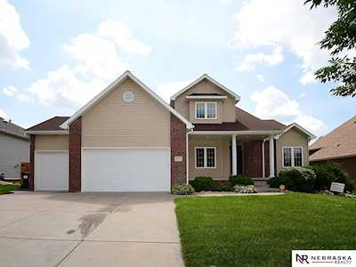 2233 Grainger Parkway Lincoln, NE 68512