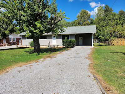 902 Peachtree St Murfreesboro, TN 37129