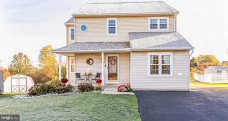 566 Coventry Circle Telford, PA 18969