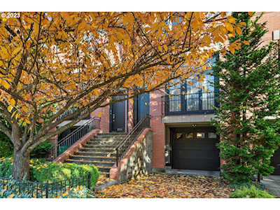 1522 SE 30th AVE Portland, OR 97214