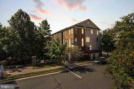 4457B Beacon Grove Circle #705B Fairfax, VA 22033
