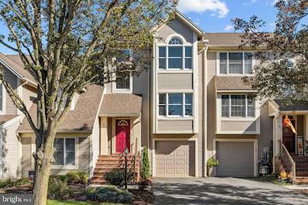 6 Liberty Ct Carlisle, PA 17015