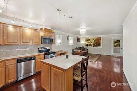 13503 97th Ave E #301 Puyallup, WA 98373
