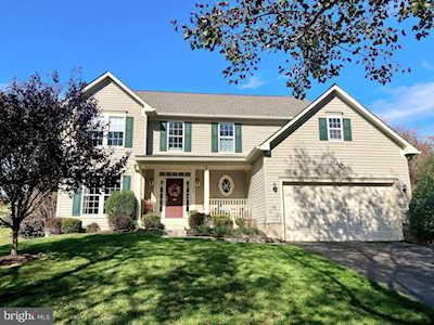11228 Chaucers Ridge Ct Laurel, MD 20723