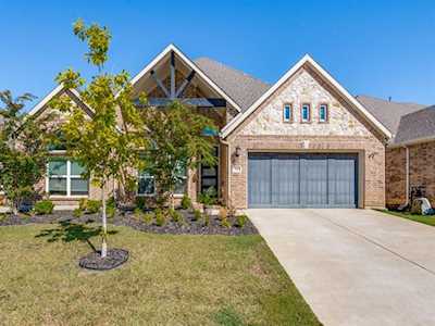 7805 Alders Gate Lane Denton, TX 76208