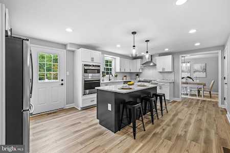 1 Quaker Ct Sparks Glencoe, MD 21152