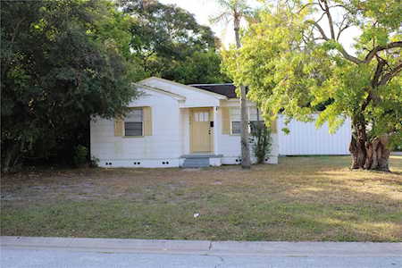 400 Hampton Ave NE St. Petersburg, FL 33703