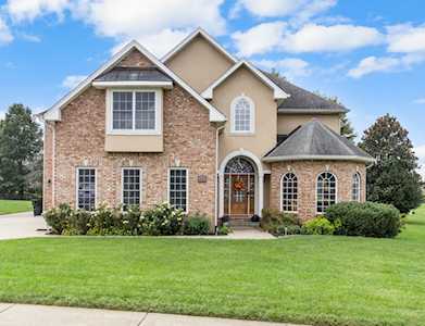 242 Gray Hawk Trl Clarksville, TN 37043