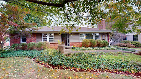 407 Deerfield Ln Louisville, KY 40207