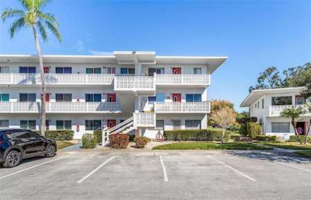 11225 82nd Ave #301 Seminole, FL 33772