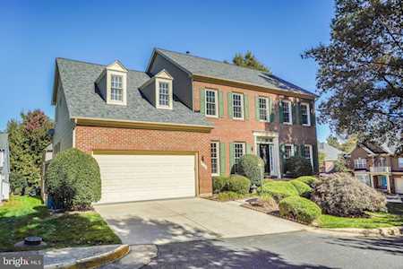 2133 Tysons Executive Ct Dunn Loring, VA 22027