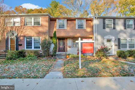 1748 Whitfield Ct Crofton, MD 21114