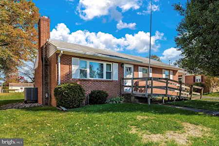 53 Sherwood Dr Walkersville, MD 21793