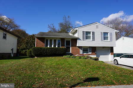99 Dunsinane Dr New Castle, DE 19720