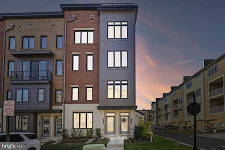 43179 Mongold Square Square Ashburn, VA 20148