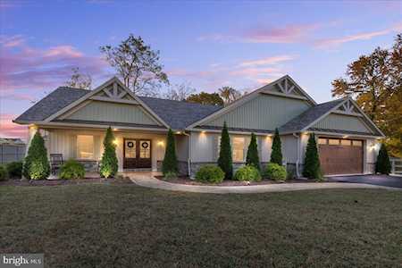 7825 Appletree Rd Pasadena, MD 21122
