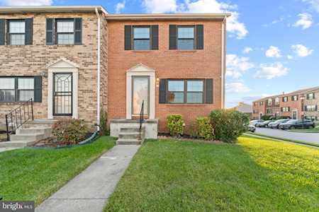 2 Holland Hill Ct Catonsville, MD 21228
