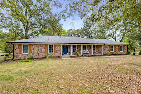 278 Woodlands Dr Kingston Springs, TN 37082