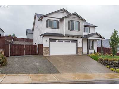805 E Tanoak AVE La Center, WA 98629
