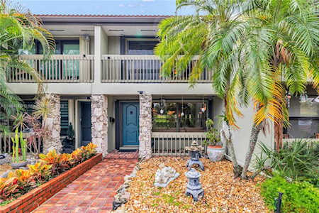 6043 Bayview Dr #6043 Fort Lauderdale, FL 33308