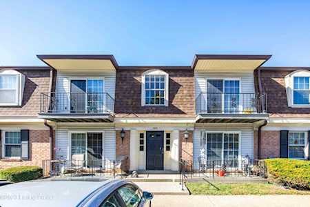 205 Flanders Ct #8 Louisville, KY 40218