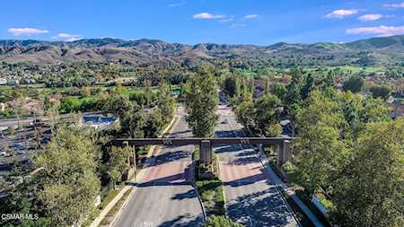 832 Congressional Rd Simi Valley, CA 93065