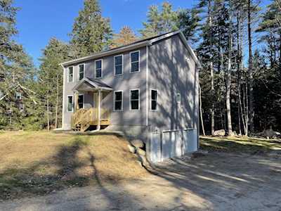 31 Arcadia Dr Waterboro, ME 04030