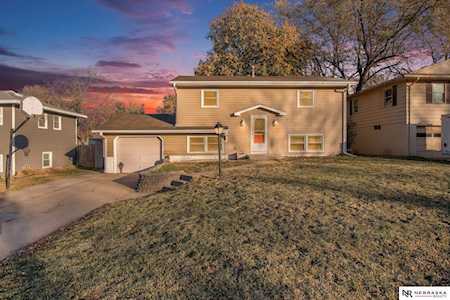 1322 Englewood Dr Bellevue, NE 68005