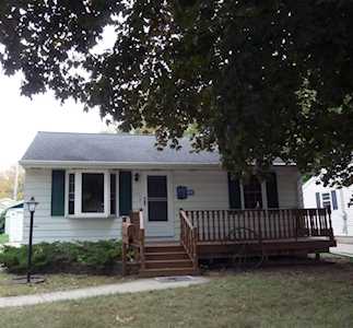 309 N Lark St Oshkosh, City of Oshkosh, WI 54902