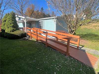 5437 Barclay Ct Macungie, PA 18062