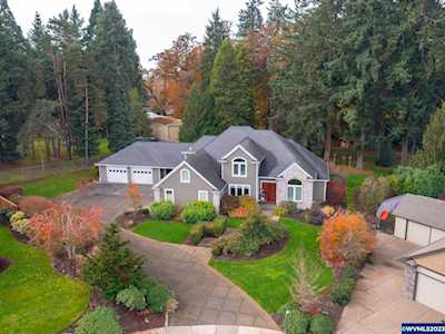 604 Shadow Ridge Ct Silverton, OR 97381